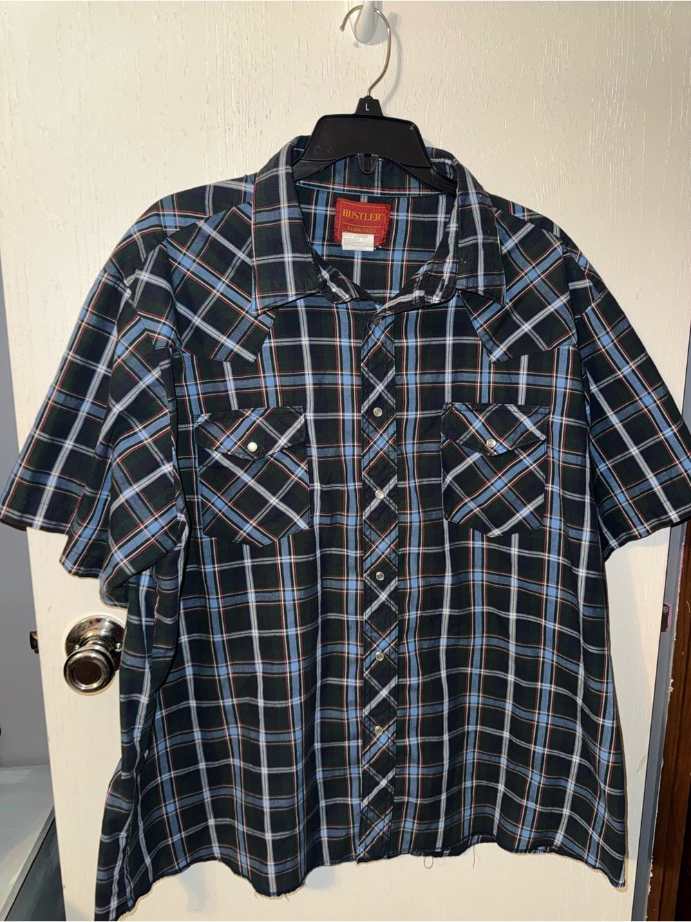 Rustler Black and Blue Plaid Short-Sleeve Button-Up Shirt